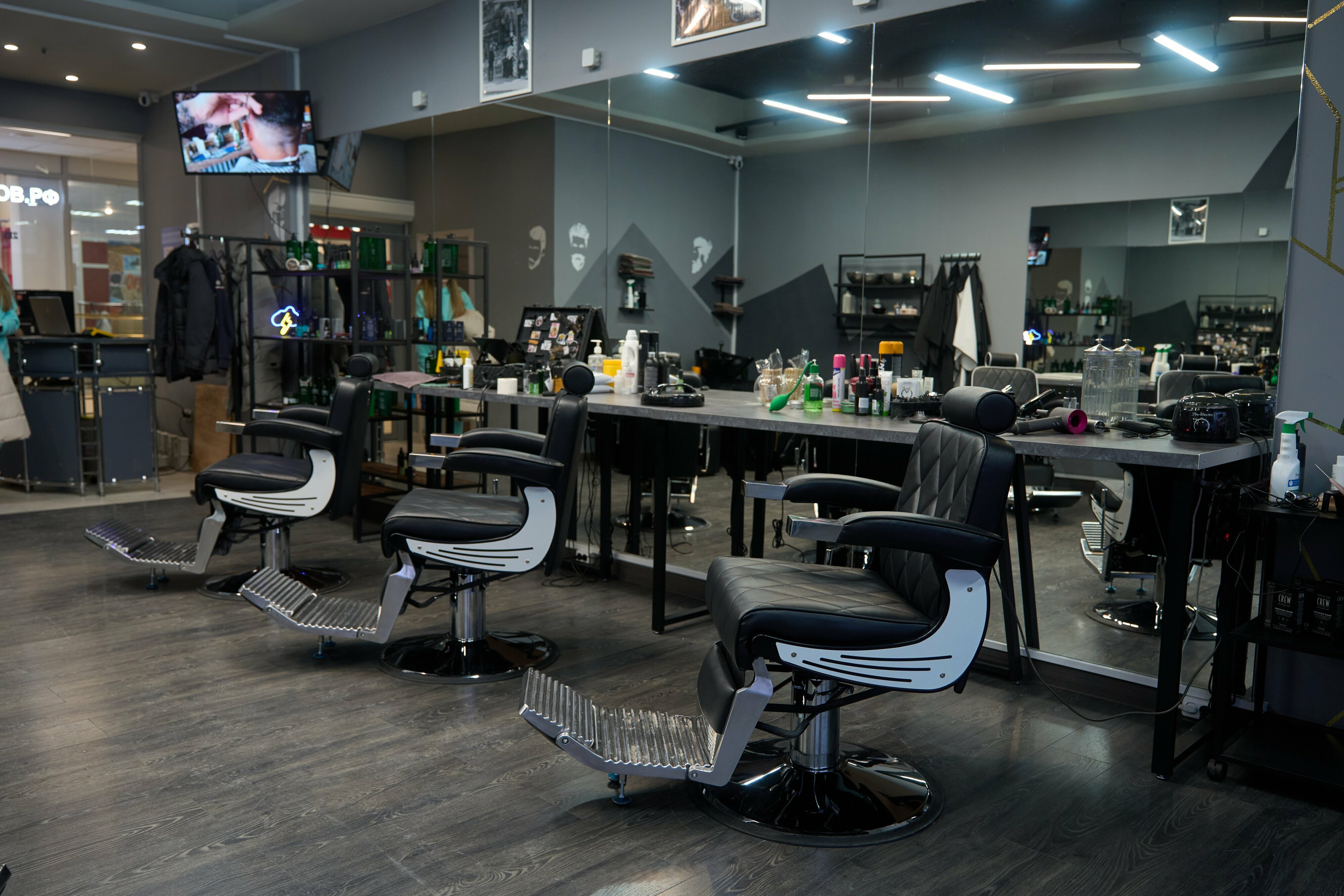 Радости нейлс просп космонавтов 34б фото Панорама: Free Barber, барбершоп, просп. Космонавтов, 34Б, Королёв - Яндекс Карт