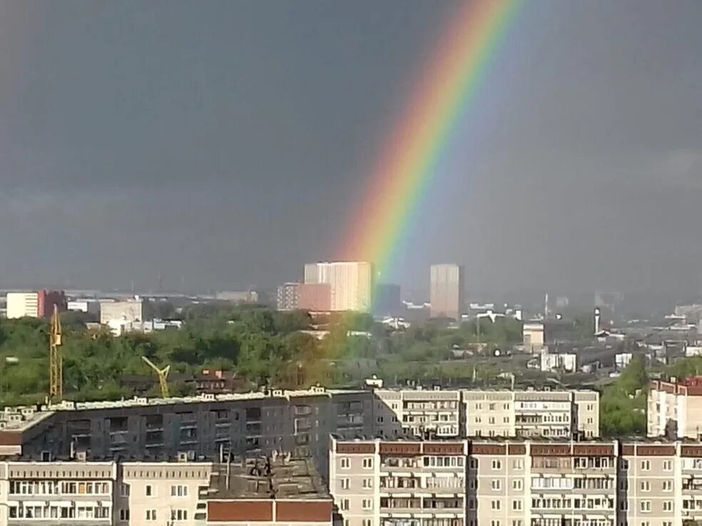 Радуга екатеринбург фото Над Екатеринбургом поднялась двойная радуга. Подборка фотографий 16 мая - 16 мая