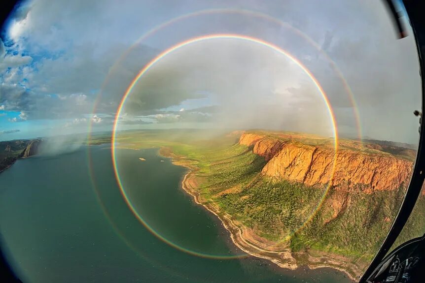 Радуга из космоса реальные фото Bureau of Meteorology calendar includes hail, dust, circular rainbows in 2021 se