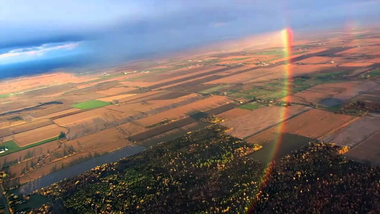 Радуга с самолета фото Full Circle Rainbow - YouTube