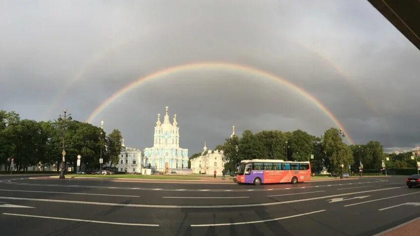 Радуга спб фото Двойная радуга скрасила петербуржцам вечер понедельника