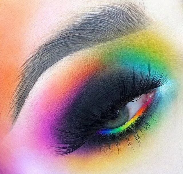 Радужный макияж глаз Pin by Ashley Wright on makeup 3 Rainbow eye makeup, Pride makeup, Bright eye ma