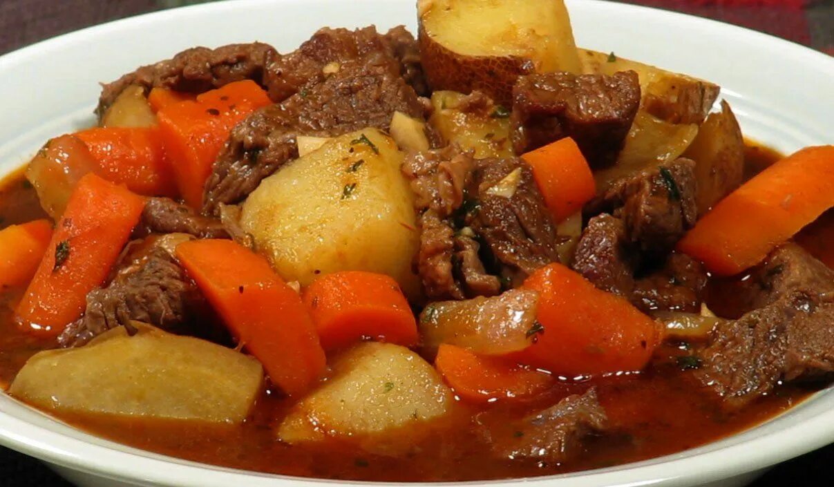 Рагу рецепты с фото с мясом Découvrez la succulente recette du ragoût de bœuf à l'ancienne. Recette ragout d