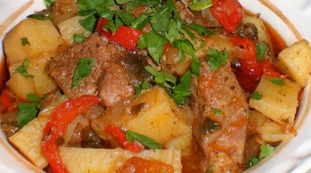 Рагу с мясом и овощами фото Pin on Другі страви