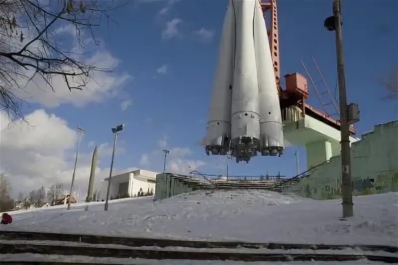 Ракета калуга фото Музей космонавтики, набережная - ракета, калужский музей космонавтики - Путешест