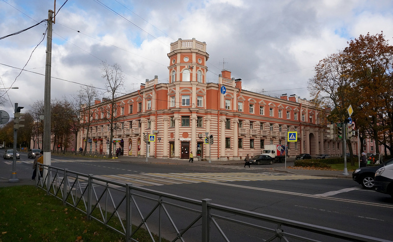 Ракета санкт петербургский просп 60 петергоф фото Петергоф. От Разводной до Бородачёва. IZI Travel