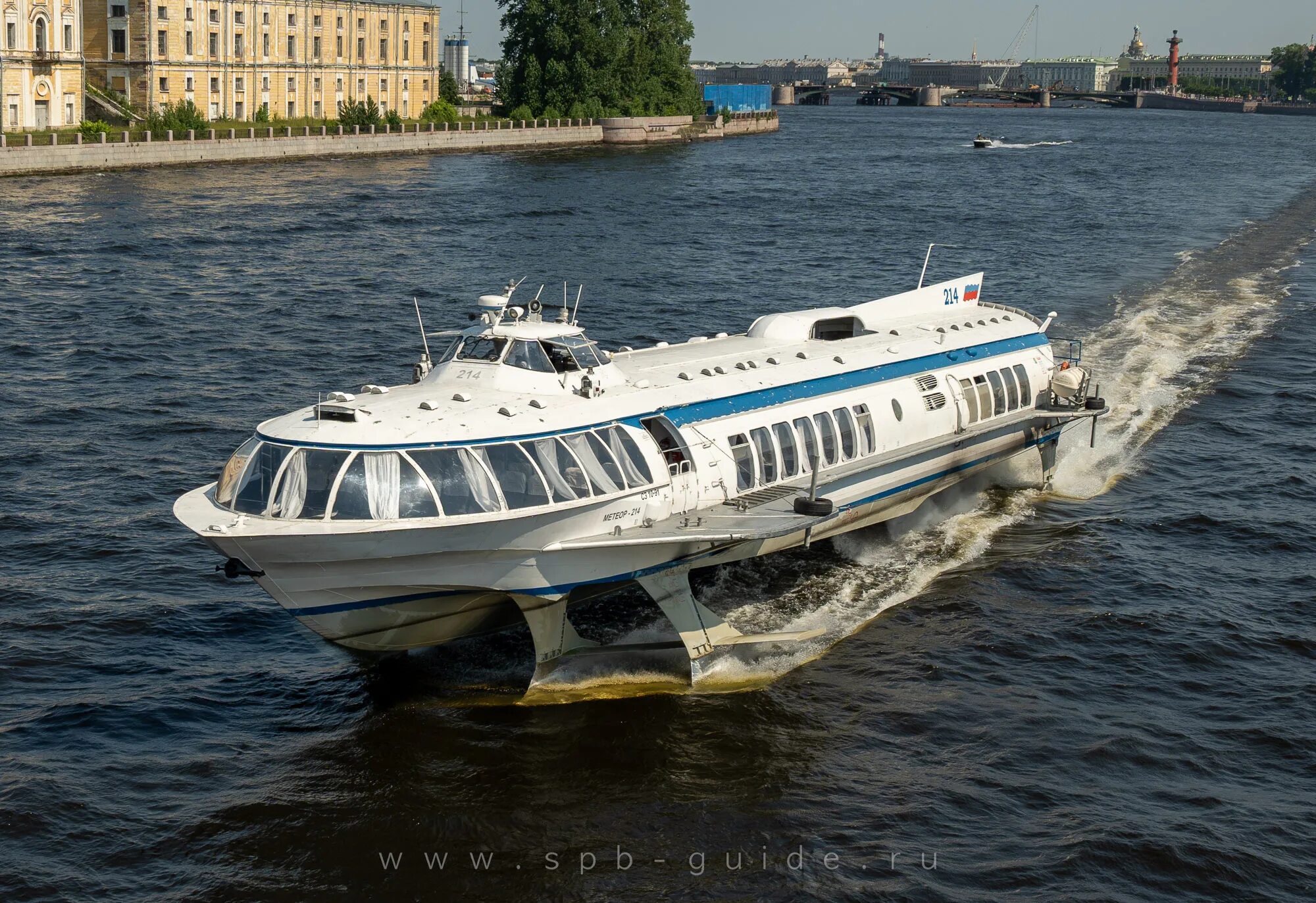 Ракета санкт петербургский просп 60м петергоф фото Купить билеты на метеор в Петергоф онлайн: расписание, цены и скидки