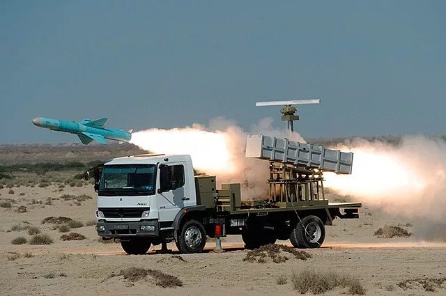 Ракета земля земля фото File:Firing Nasr-1 Missile from a truck launcher.jpg - Wikipedia