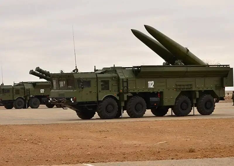 Ракетная установка искандер фото A new Iskander-M OTRK missile brigade has been formed as part of the Leningrad M