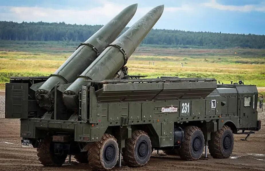 Ракетная установка искандер фото New Iskander missile brigade to be created in Russian Eastern military district