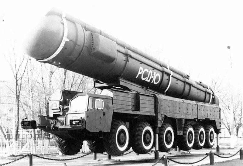 Ракетный комплекс пионер фото Ракетный комплекс РСД-10, "Пионер" (15Ж45, SS-20 Saber)