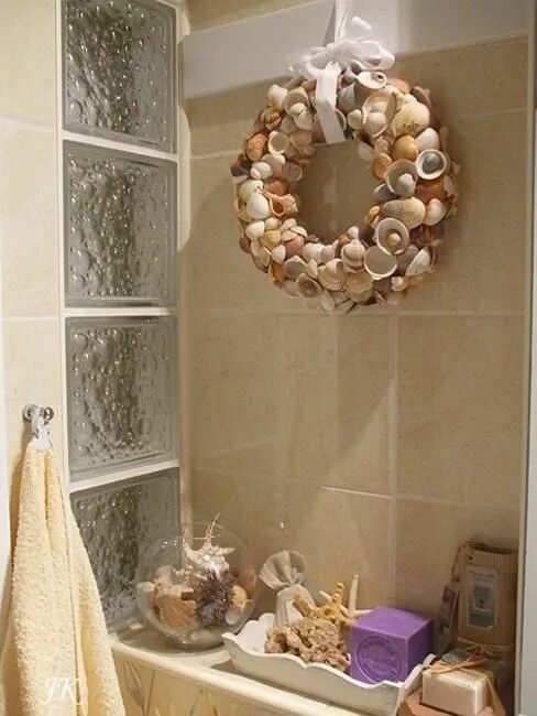 Ракушки в интерьере ванной 33 Modern Bathroom Design and Decorating Ideas Incorporating Sea Shell Art and C