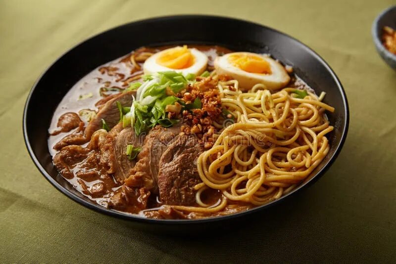 Рамен с говядиной фото Japanese Ramen with Pork Belly, Mushrooms and Marinated Egg Stock Image - Image 