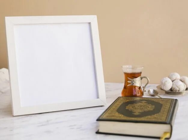 Рамка для фото на стол Premium Photo Quran on table with picture frame Free picture frames, Picture fra