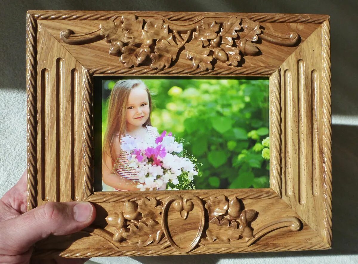 Рамка для фото своими руками из дерева Pin by Handmade on Wood Carving Christmas picture frames, Wooden photo frames, W