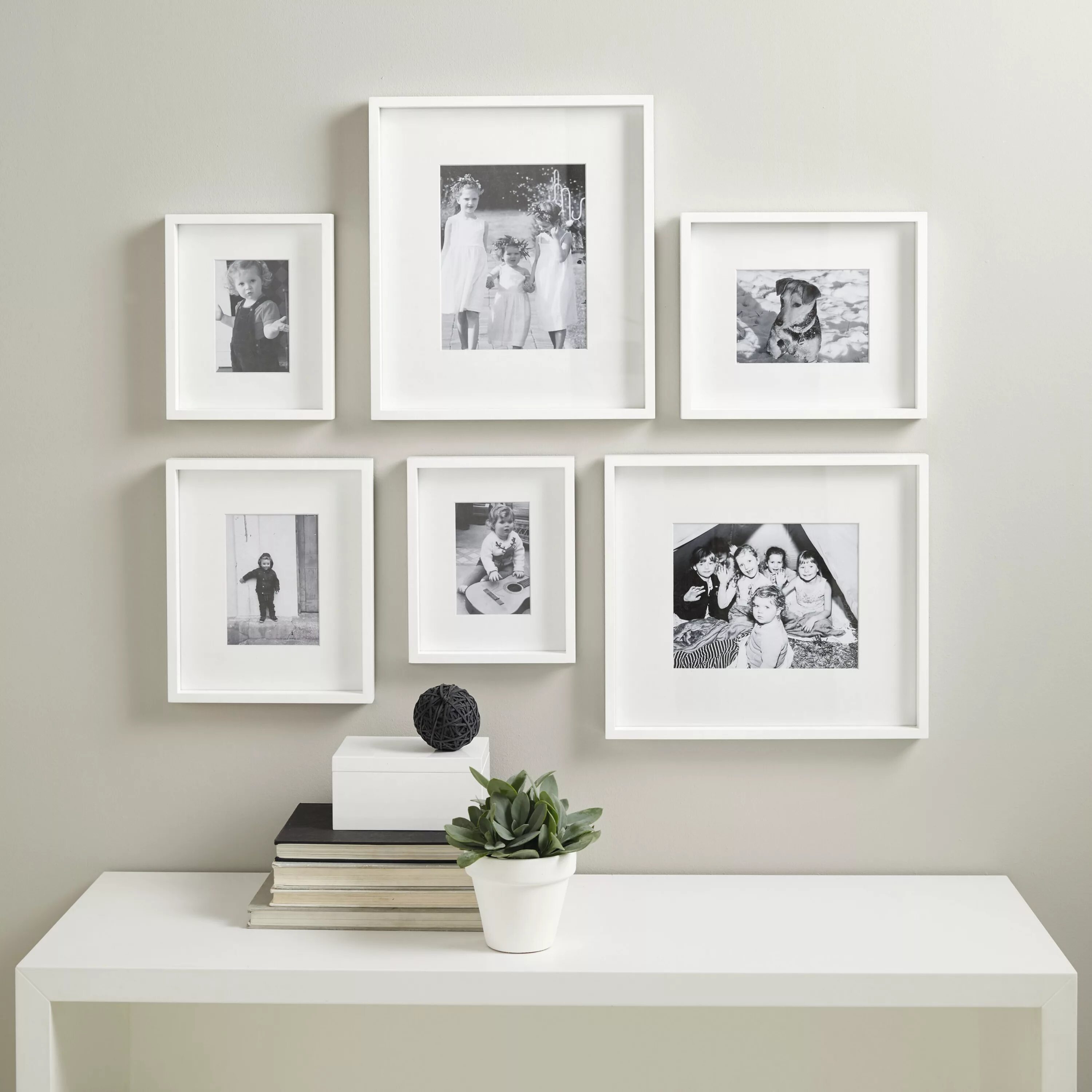 Рамки для фото на стену Picture Gallery Wall Small Photo Frame Set Photo Frames The White Company Pictur