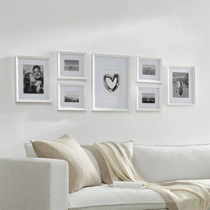 Рамки в интерьере гостиной Shop Icon White Frame Gallery, Set of 7. Give treasured photos the presentation 