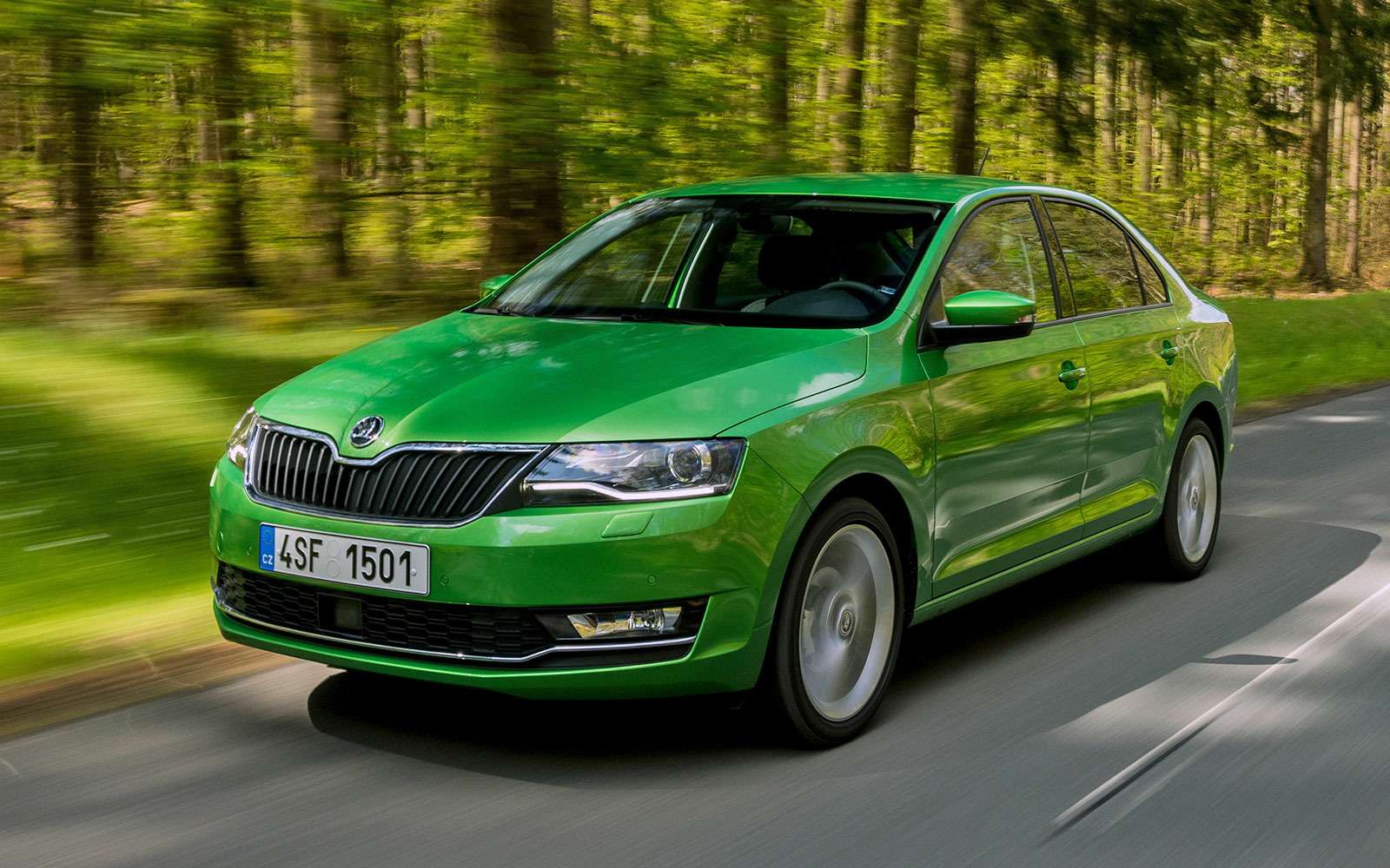 Рапид фото автомобиля Skoda Rapid: новый или обновленный?