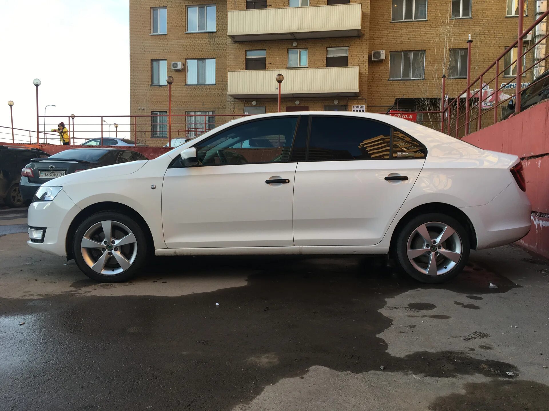 Рапид на 16 дисках фото Тапки на лето. Dione. - Skoda Rapid (1G), 1,6 л, 2013 года колёсные диски DRIVE2