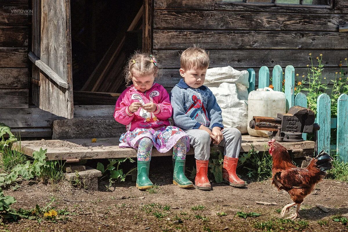 Раскрашенные фото в деревне Билет в детство. Куда уходит детство?. LOVE IS чего? Дзен