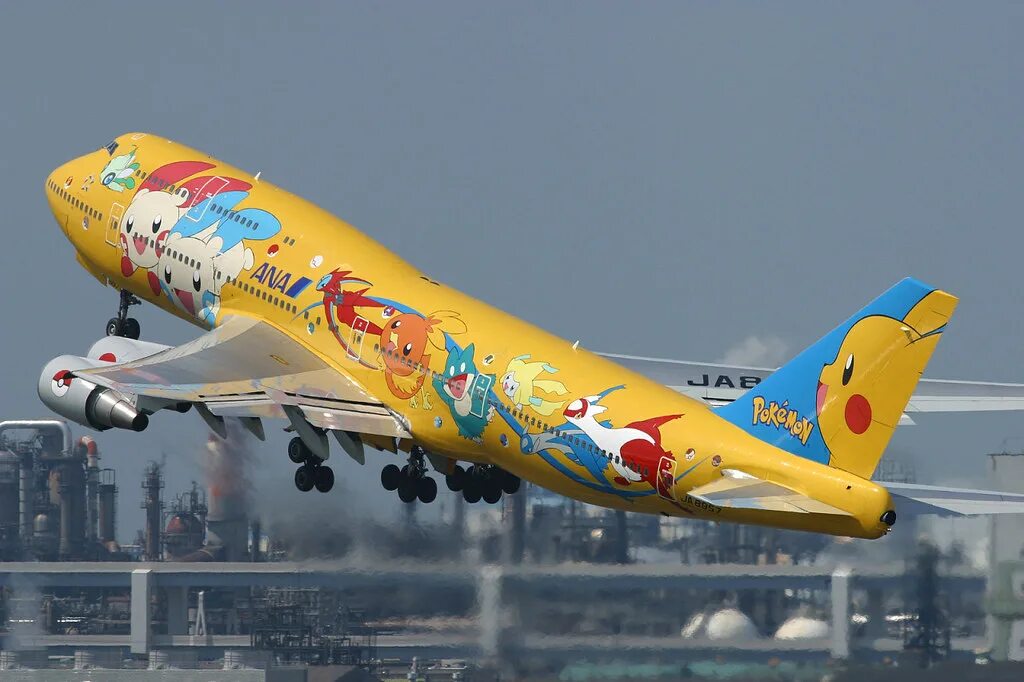 Раскраска самолетов российских авиакомпаний фото с названиями ANA JA8957 "Pokemon Jet Pikachu Jumbo" Boeing 747-481(D) /. Flickr