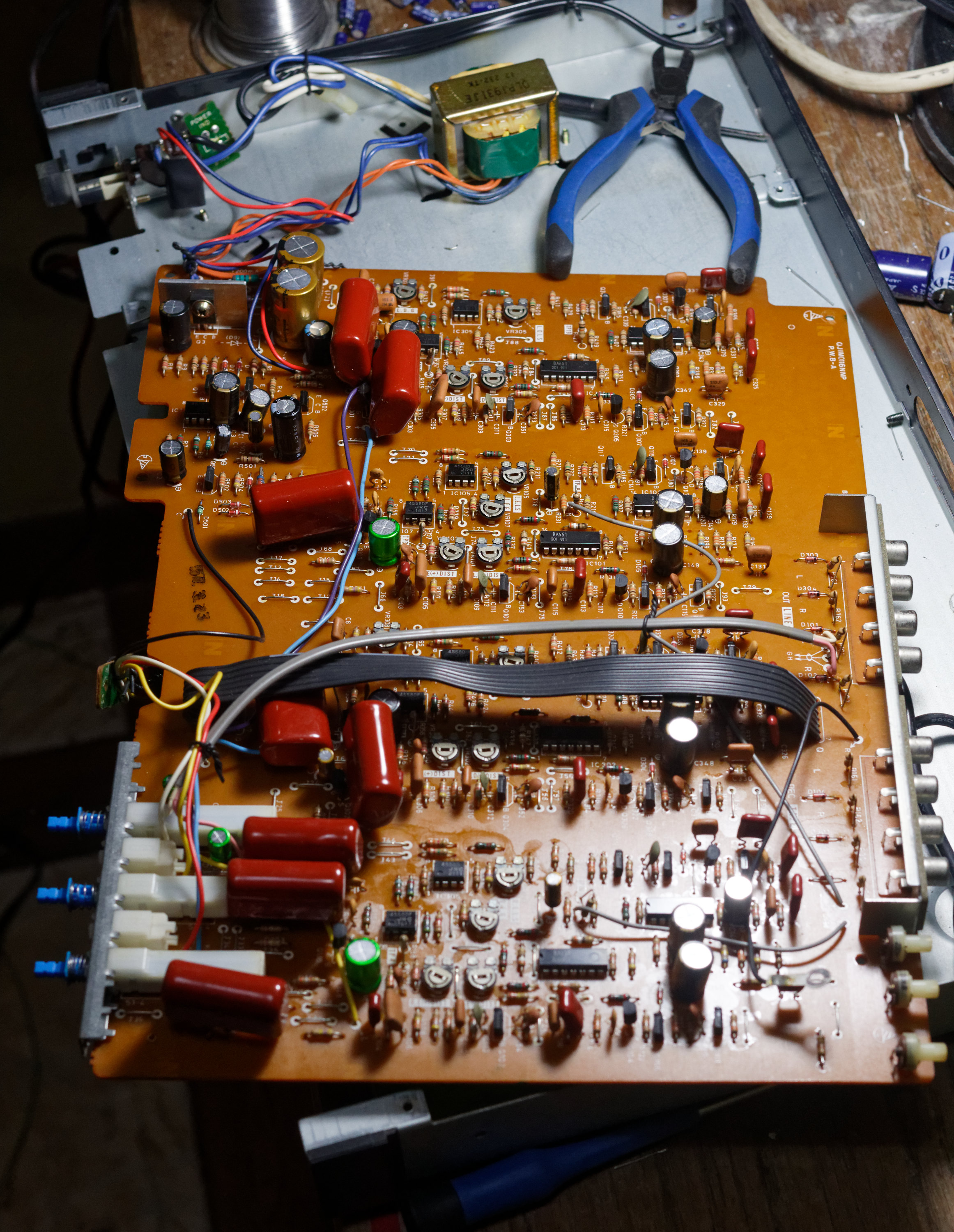 Распайка техникс rp 880 File:Technics RP-9024 dbx processor recapped PCB 01.jpg - Wikimedia Commons