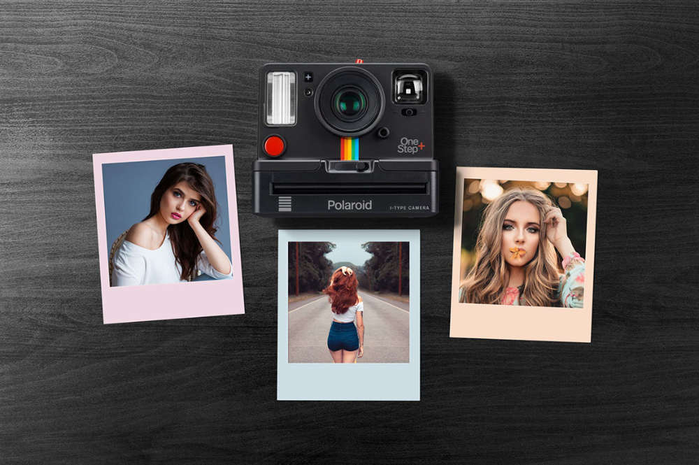 Распечатать фото полароид казань Polaroid Photo Collage - Free Mockup - Dealjumbo Photo collage free, Polaroid ph