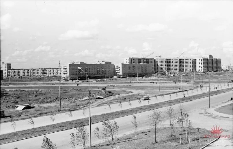 Распечатать фото ярославль брагино Ленинградский проспект. 1971 год. Фото: Борис Саранцев, оцифровка: Семён Тараев 