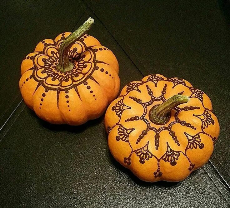 Расписные тыквы фото Henna Pumpkins for Creative Halloween Crafts