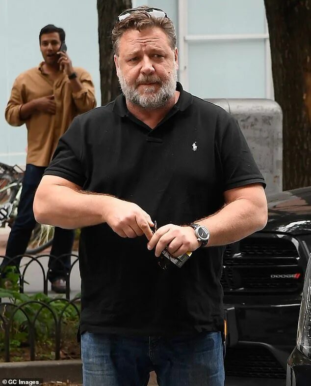 Рассел кроу как выглядит сейчас Russell Crowe hits back at claims he had hand and body double Russell crowe, Lar