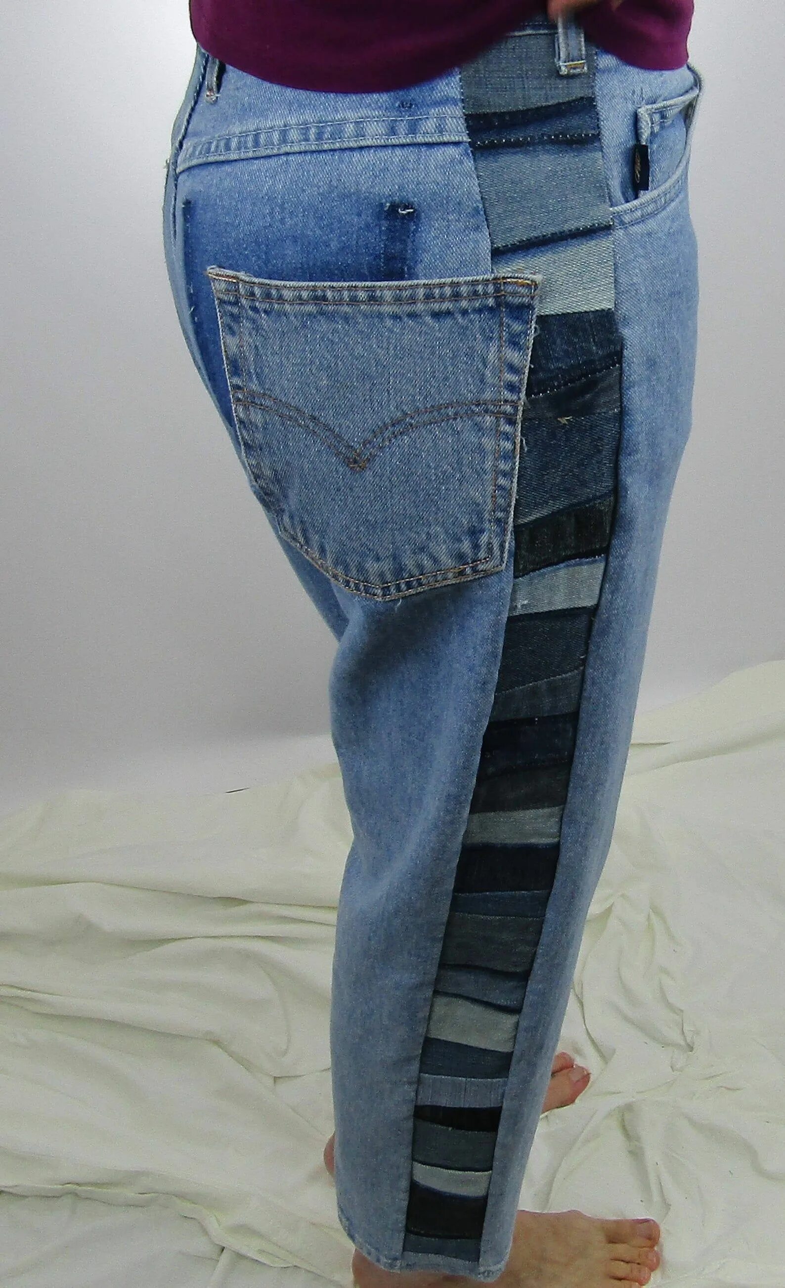 Расшить джинсы фото Reinvented Blue Jeans Recycled Upcycled Womens size Medium Etsy Выкройка брюк, В