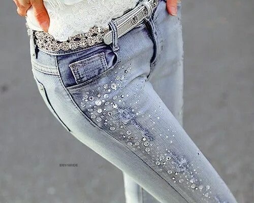 Расшитые джинсы фото the right way to do embellished jeans :) Fashion & Makeup Bling jeans, Sequin pa