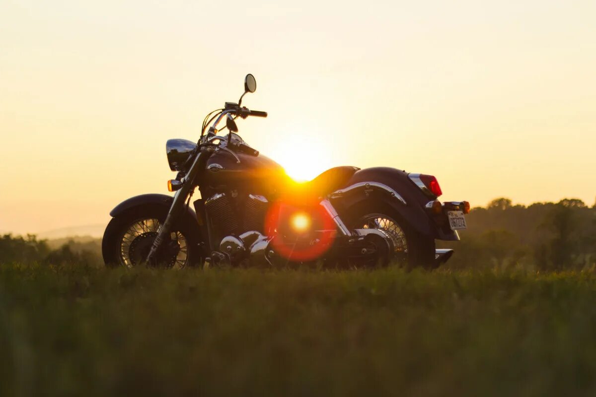 Рассвет мотоцикл фото motorcycle_sunset_summer_transport_motorbike_bike_freedom_motor-688663 BestBegin