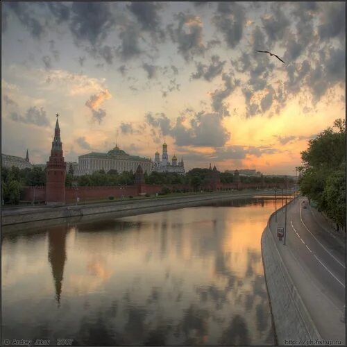 Рассвет на москве реке фото мусоргский Kremlin and Moskva River at Sunrise, Moscow, Russia. By Andrey Jitkov. Wonders o