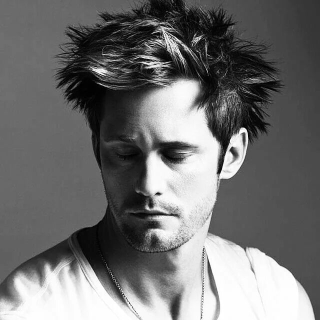 Растрепанная прическа мужская короткая Pin by Elizabeth Martin on Pixie haircuts Mens hairstyles, Alexander skarsgard, 