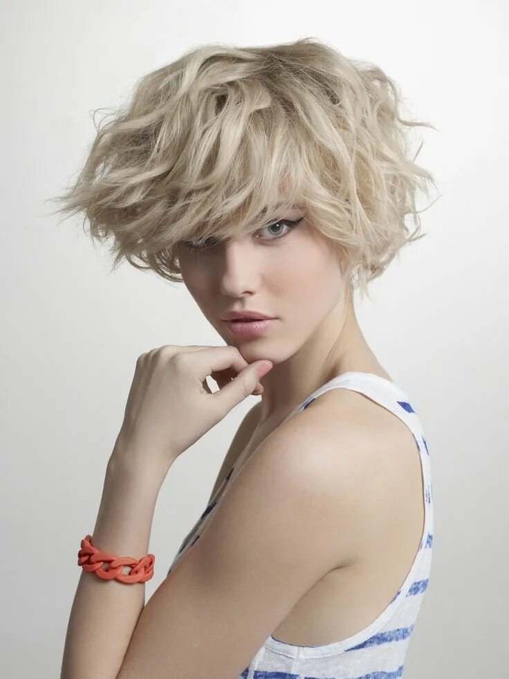 Растрепанная прическа на короткие волосы Collection Tchip PE 2014 So glam' Hair styles 2014, Medium blonde hair, Medium s