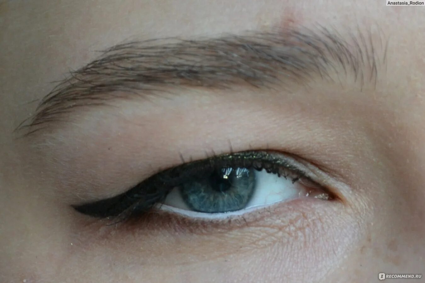 Растушевка стрелок фото на нависшее века Подводка для глаз MAYBELLINE EyeStudio Lasting Drama Gel Liner - "Моя первая гел