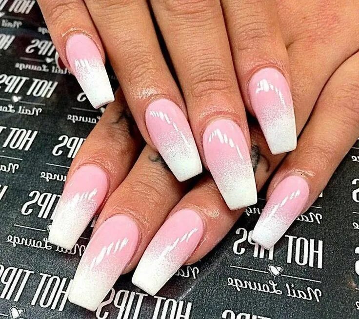 Растяжка на ногтях фото Stunning Fingernail Design: Get +30 Ideas - HaircutsBlog Pink acrylic nails, Omb