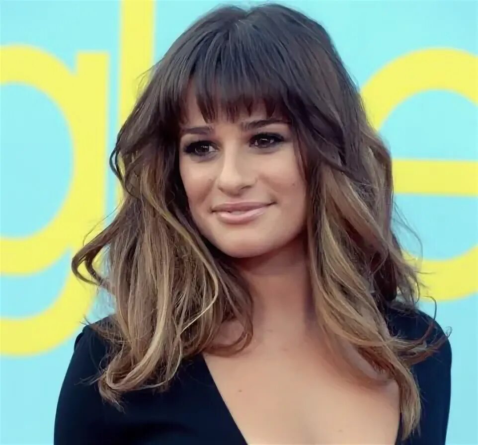 Растяжка на волосах с челкой фото Lea Michele - Hair Hairstyles with bangs, Hair inspiration, Long hair styles