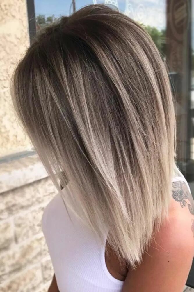 Растяжка цвета короткие волосы фото 17 A-Line Bob Haircuts Screaming Class And Style Ash blonde hair colour, Ombre h