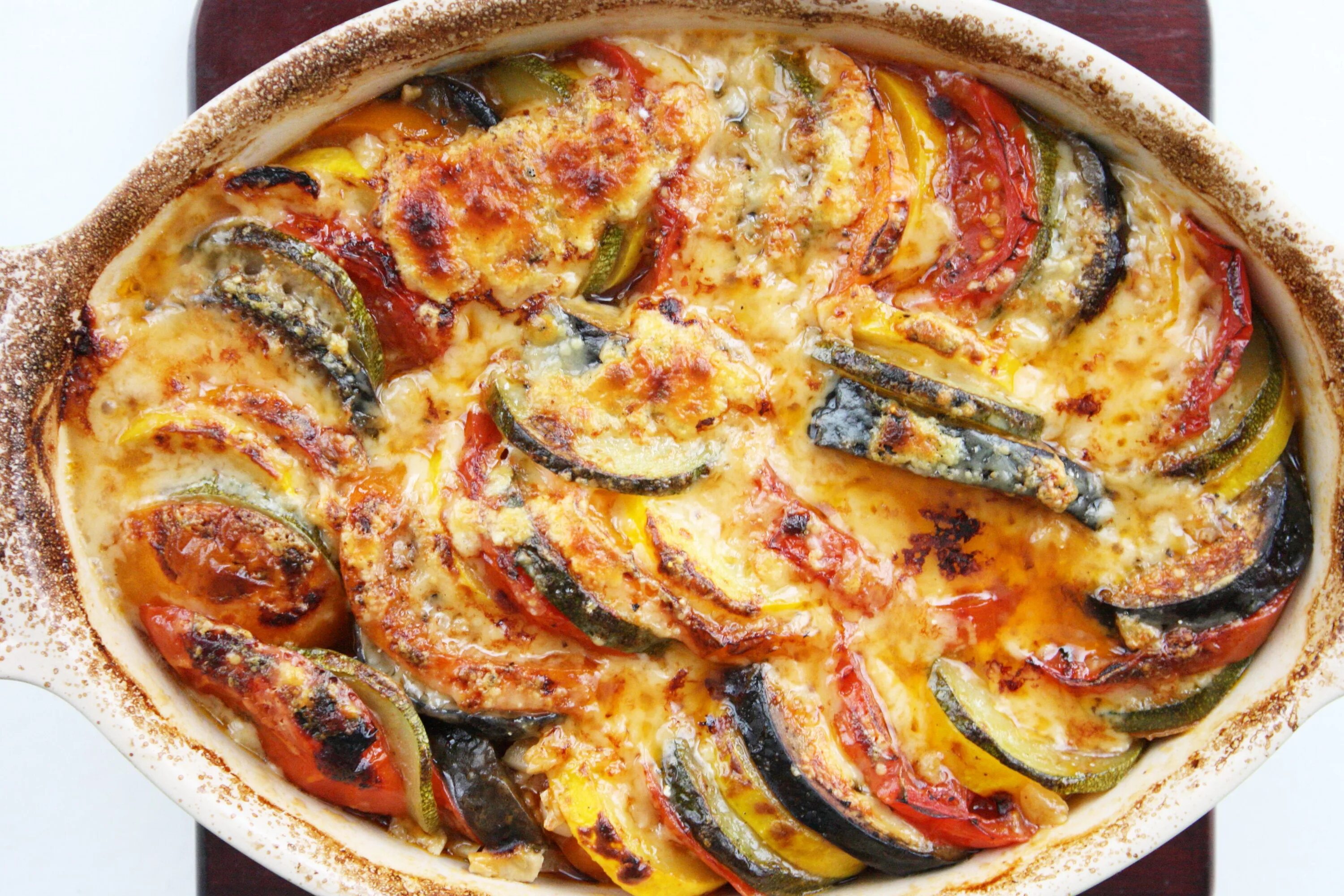 Рататуй с сыром фото Baked Ratatouille Ratatouille receta, Recetas judías, Comida