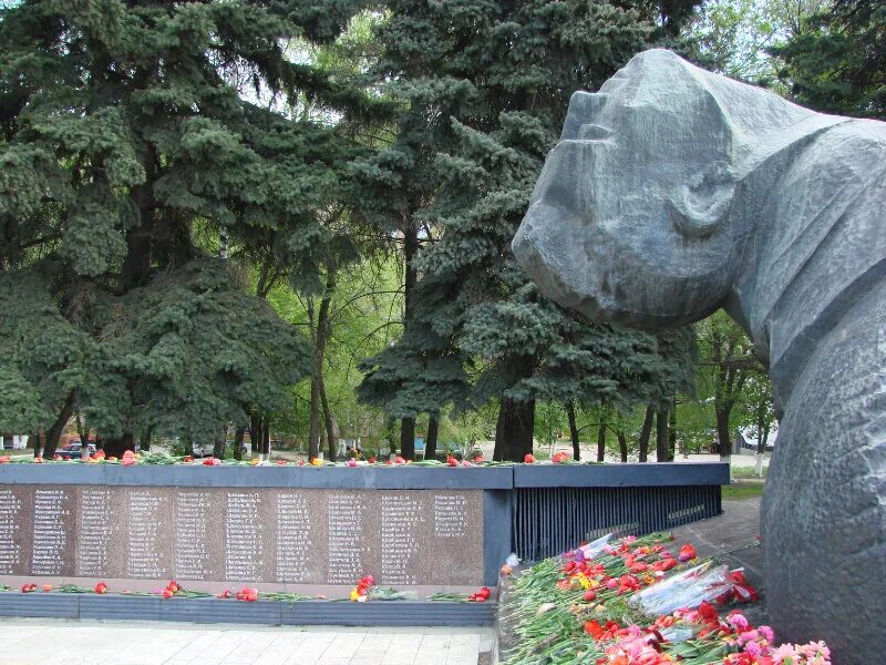 Ратный воронеж сквер ратный фото Monument of Glory, genre sculpture, Voronezh, Ratny skver - Yandex Maps