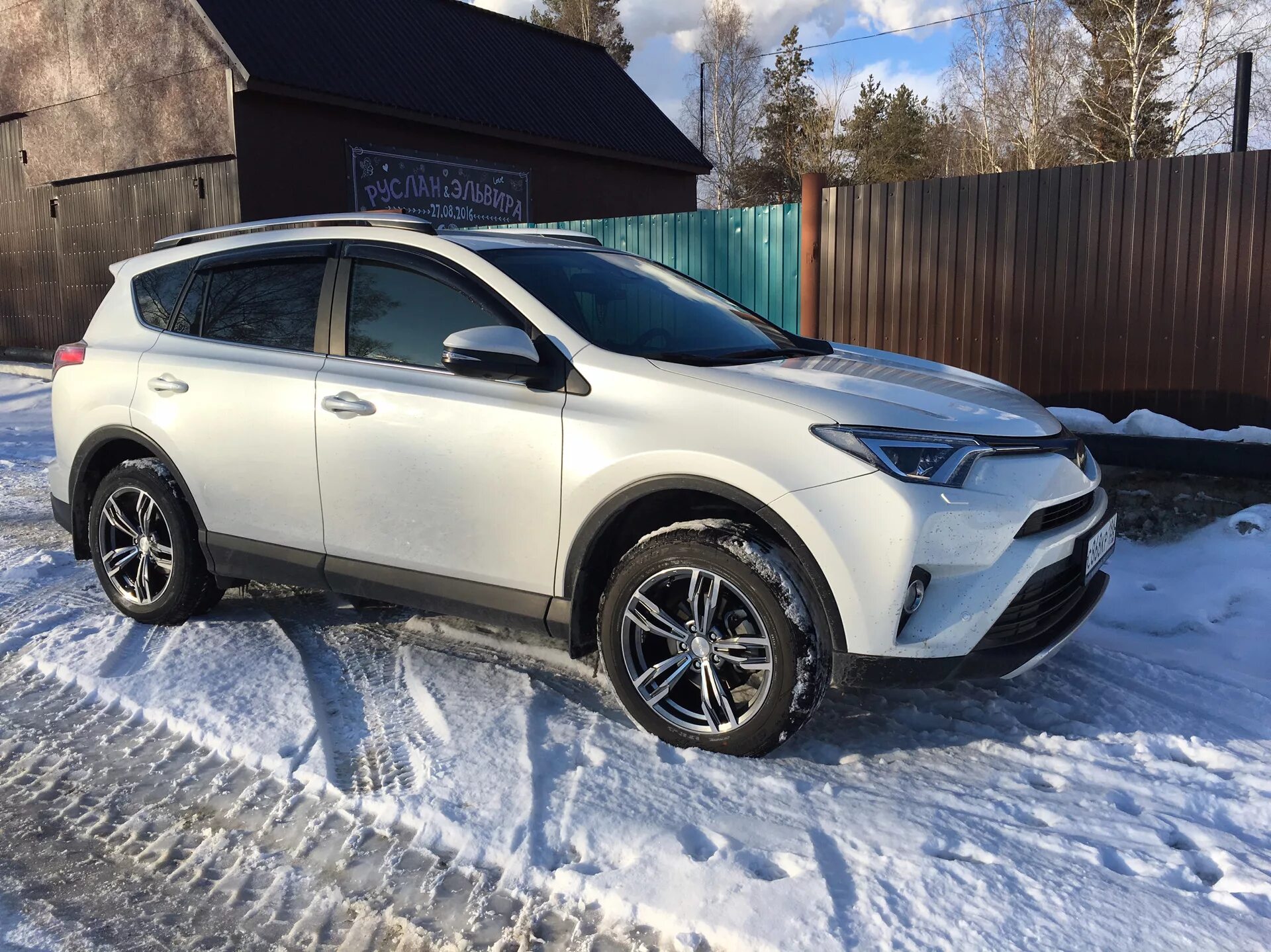 Рав 4 диски фото Диски на лето - Toyota RAV4 (IV), 2,5 л, 2016 года колёсные диски DRIVE2