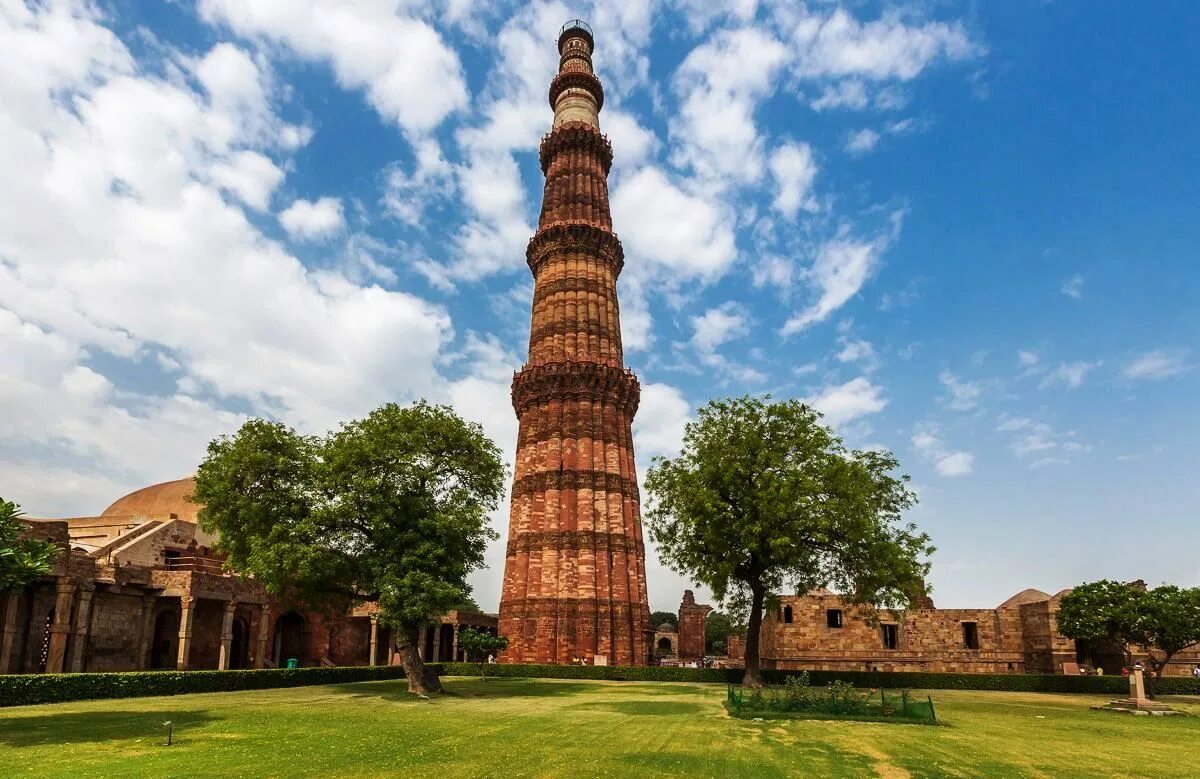 Район фото достопримечательности Qutub Minar - Most Imposing Monuments in India Monument in india, World most bea