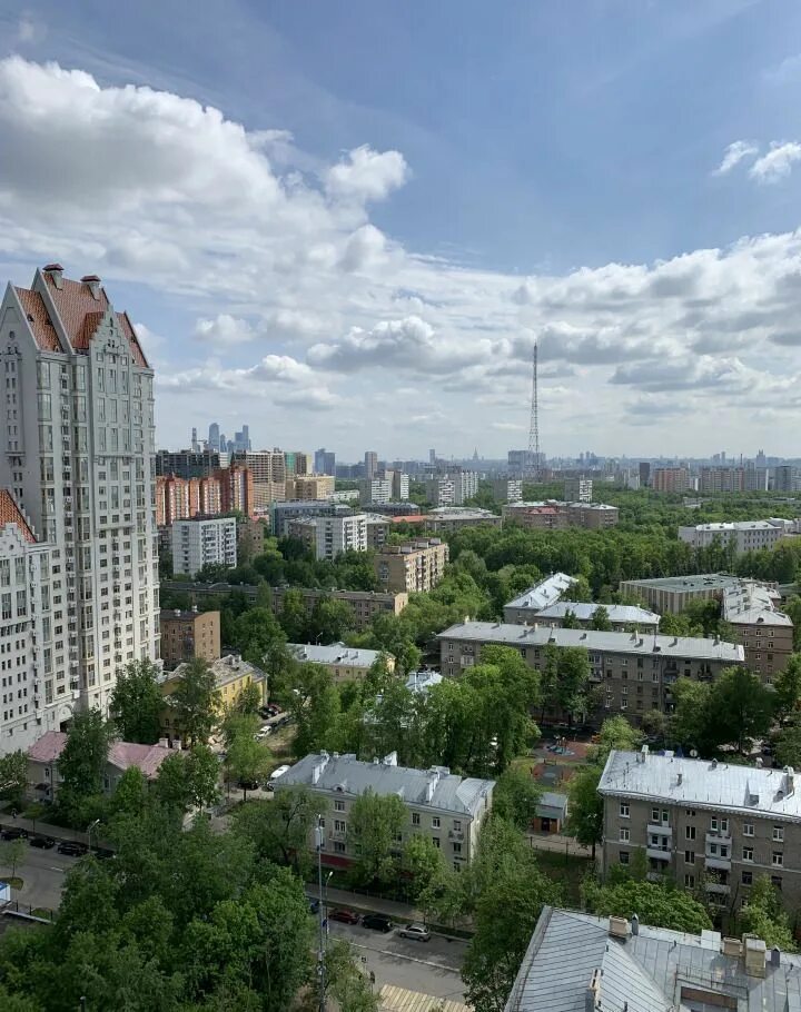 Район октябрьское поле москва фото Продажа трёхкомнатной квартиры Москва, метро Октябрьское поле, улица Расплетина 