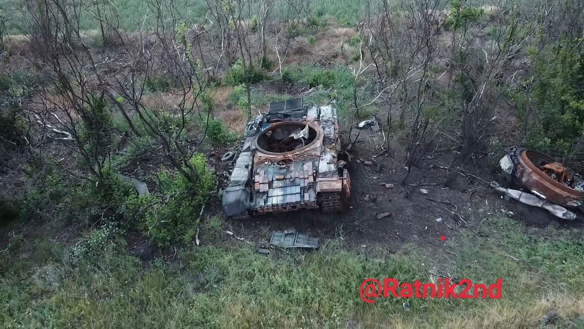 Разбитая техника фото Техника ВСУ уничтоженная в Николаевской области в ходе "контрнаступления". Все. 