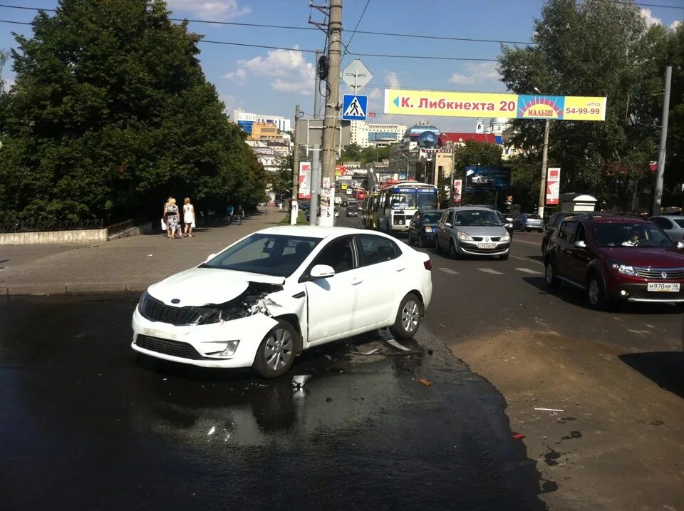 Разбитые киа рио фото Разбил свою RIO - KIA Rio (3G), 1,6 л, 2012 года ДТП DRIVE2