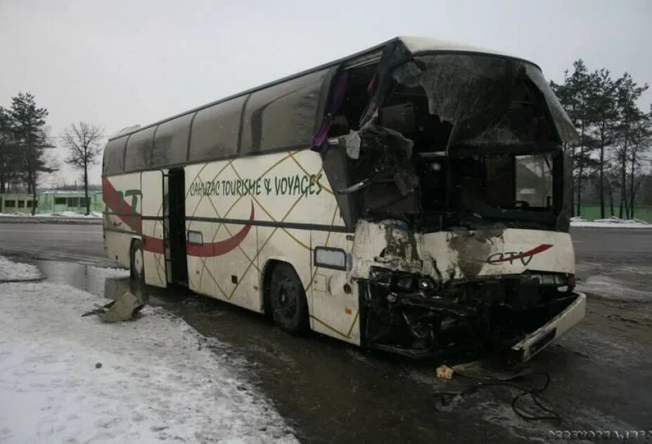 Разбитый автобус фото Нижегородская область оказалась в аварийных регионах