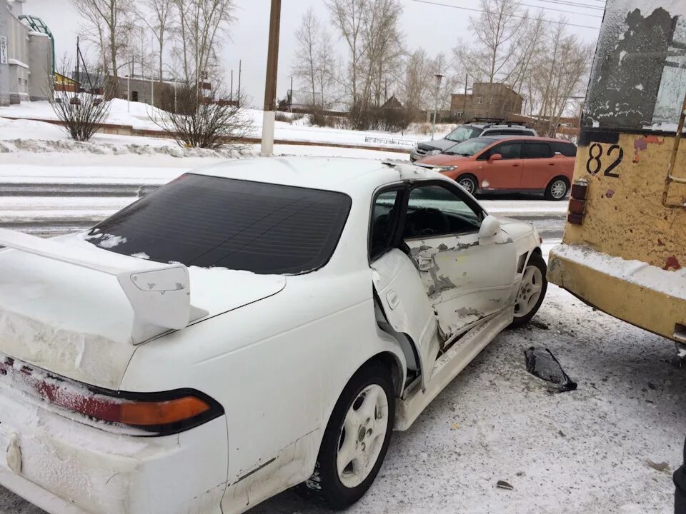 Разбитый марк фото Начало с конца. - Toyota Mark II (90), 2,5 л, 1993 года ДТП DRIVE2