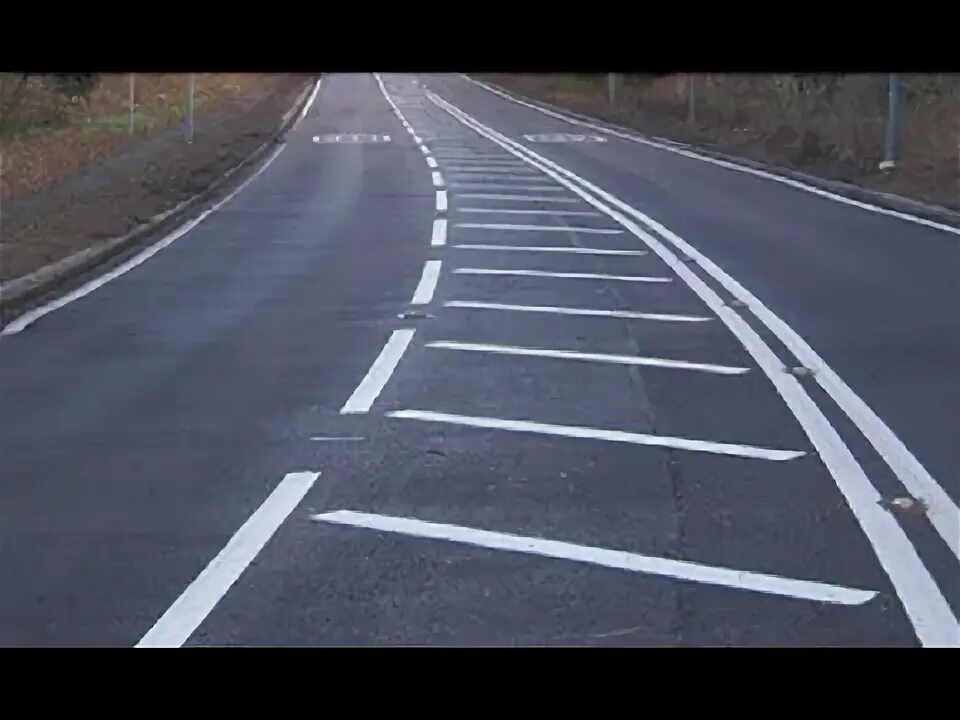 Разделительная полоса на дороге фото How to draw Road marking drawing by Creating own linetypes in AutoCAD. - YouTube